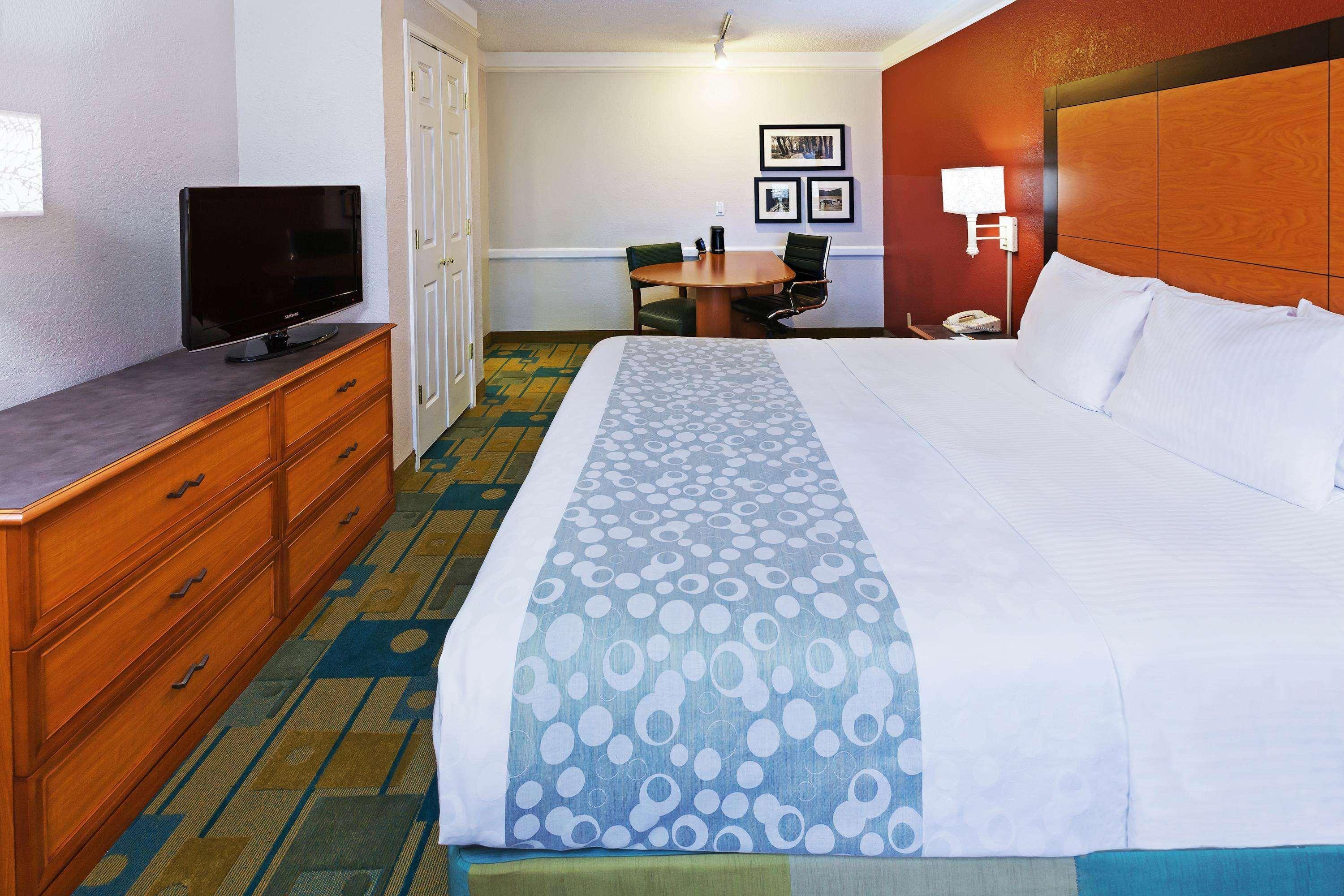 La Quinta Inn By Wyndham Victoria Eksteriør bilde