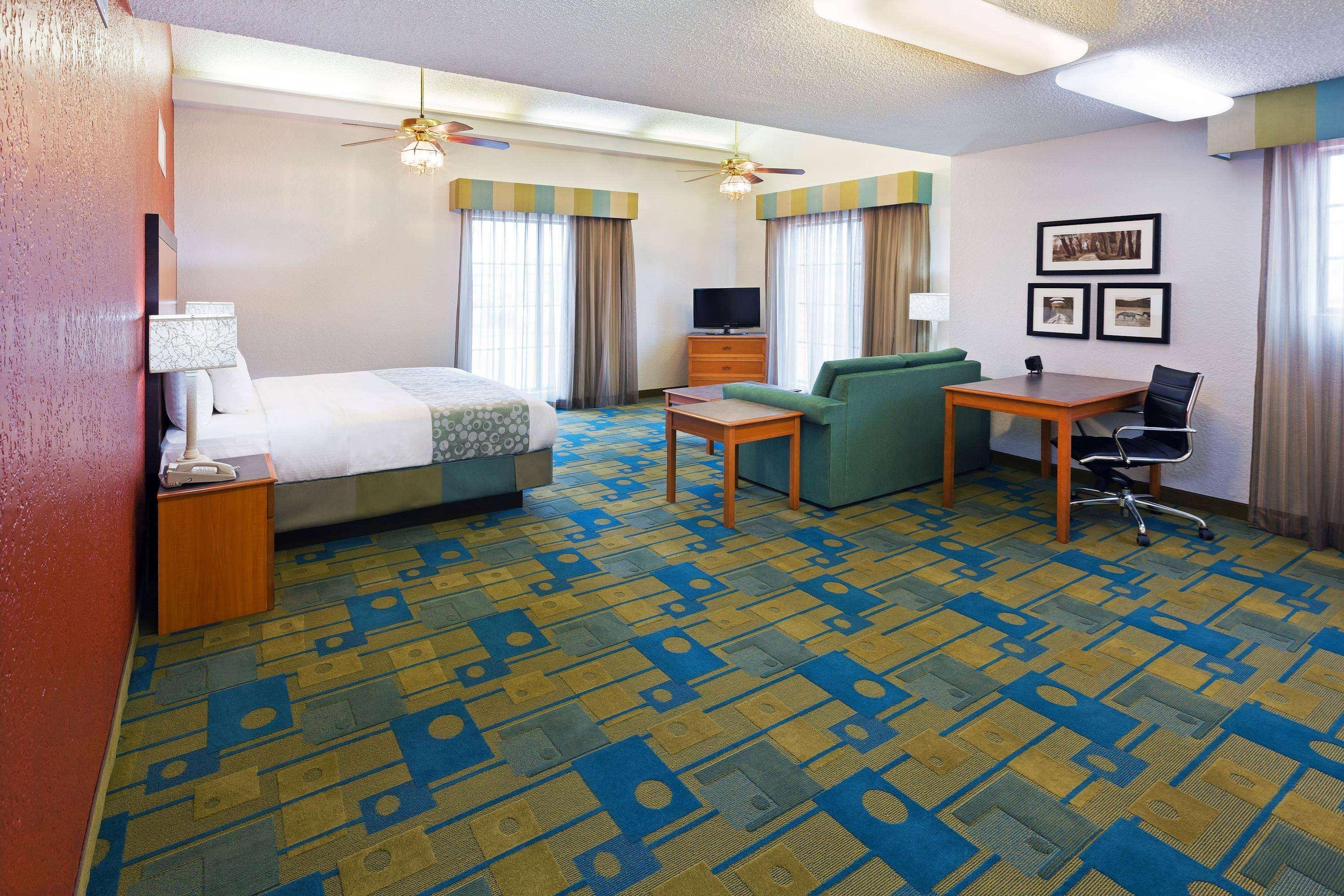 La Quinta Inn By Wyndham Victoria Eksteriør bilde